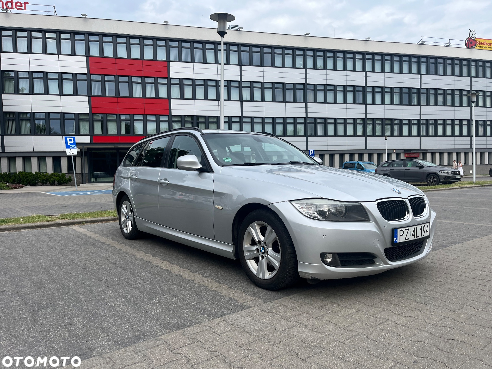 BMW Seria 3 318i - 7
