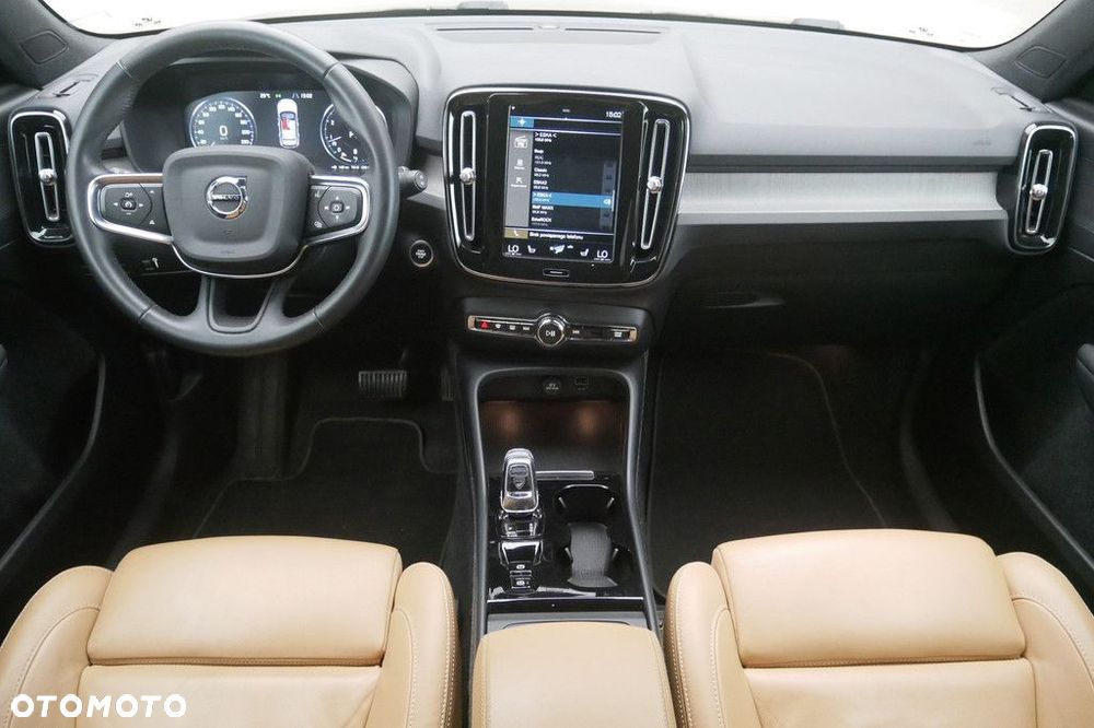 Volvo XC 40 - 8