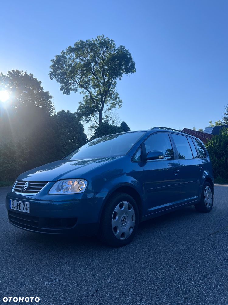 Volkswagen Touran 1.6 FSI Automatik Goal - 3