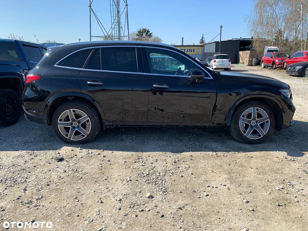 Mercedes-Benz GLC 300 4Matic 9G-TRONIC Avantgarde Advanced - 6