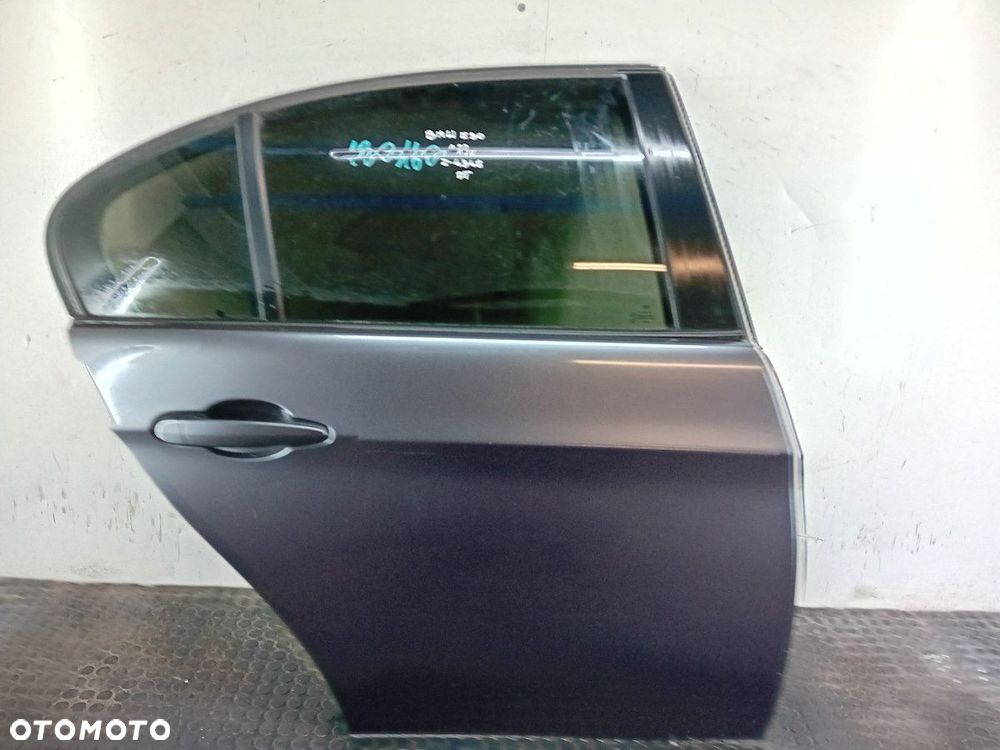 DRZWI TYŁ PRAWY  BMW 3 E90 A22 SEDAN - 1