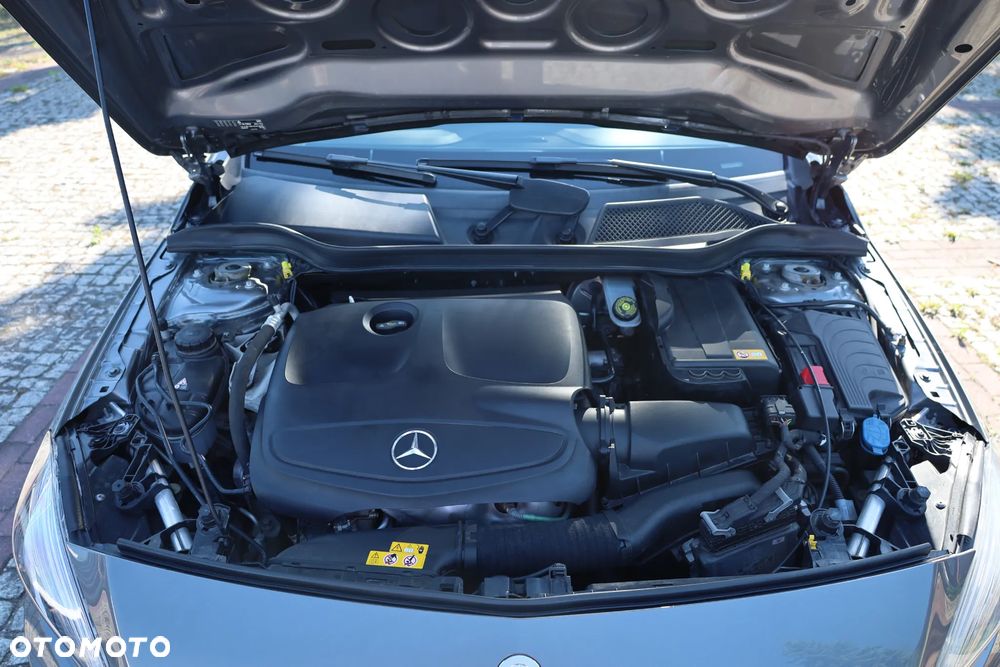 Mercedes-Benz Klasa A 200 (BlueEFFICIENCY) AMG Sport - 31