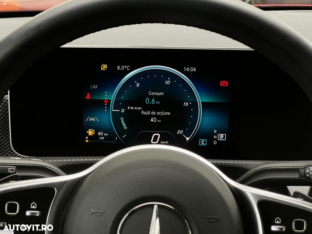 Mercedes-Benz CLA - 17