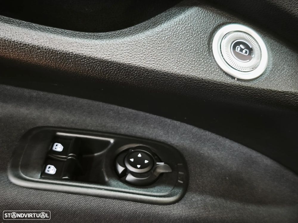 Fiat 500e 23,8kWh Red - 48