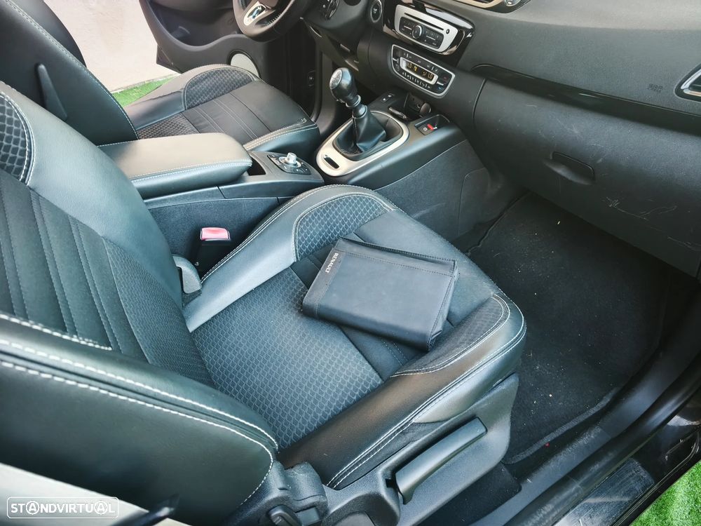 Renault Scénic Energy dCi 110 S&S Bose Edition - 16