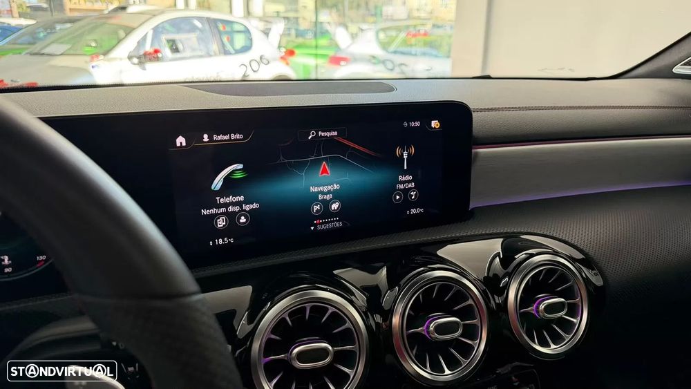 Mercedes-Benz CLA 250 7G-DCT AMG Line - 24
