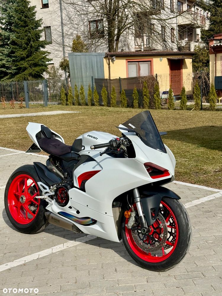 Ducati Panigale V2 - 1