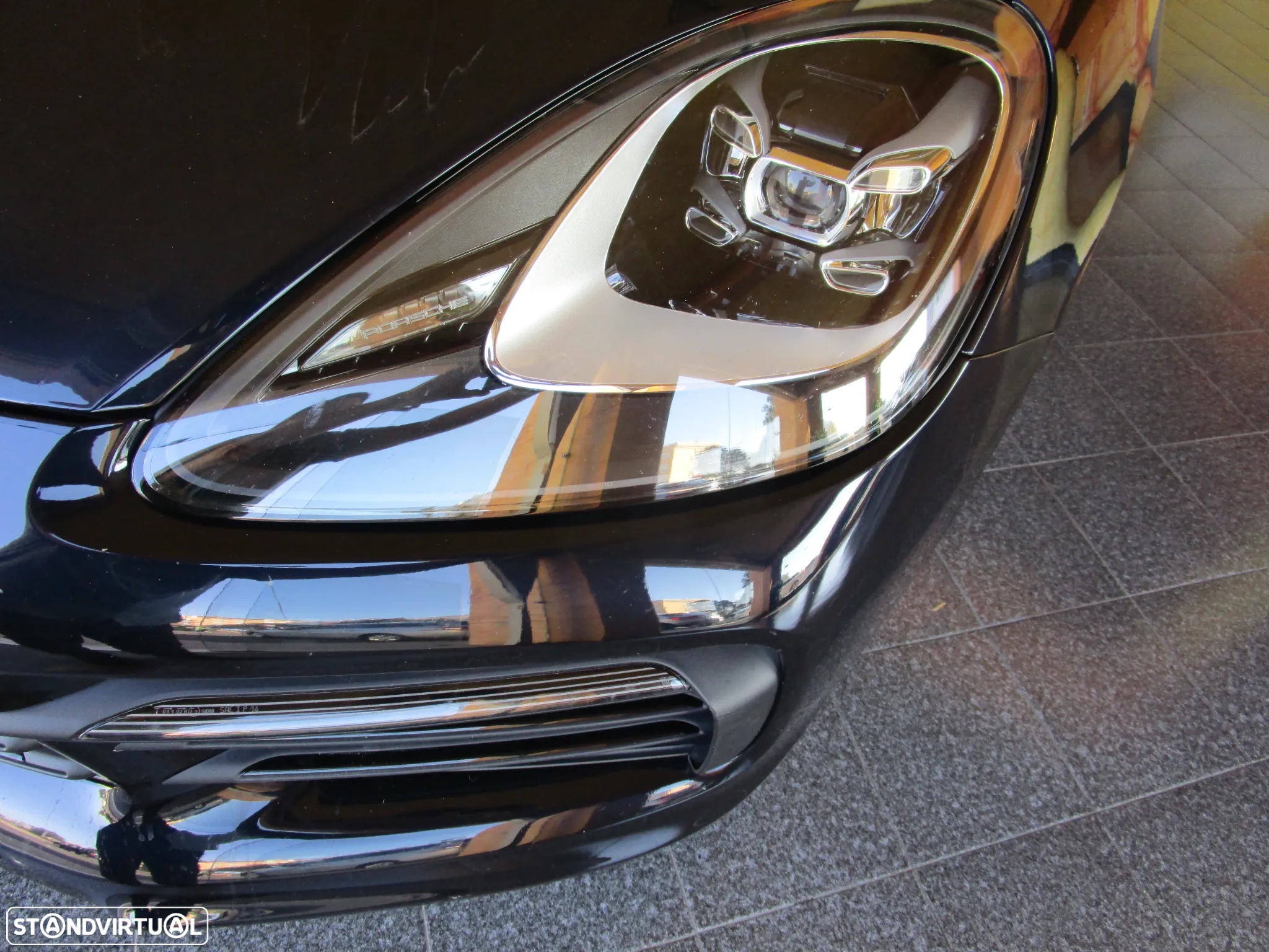 Porsche Cayenne E-Hybrid Platinum Edition - 60