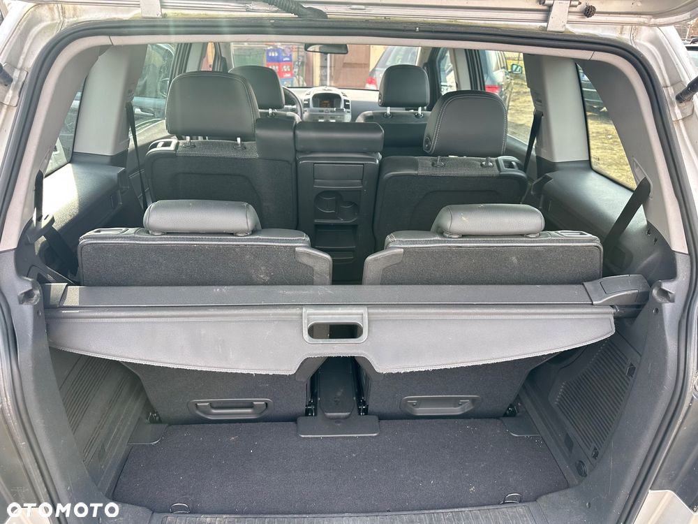 Opel Zafira 1.9 CDTI Navi - 8