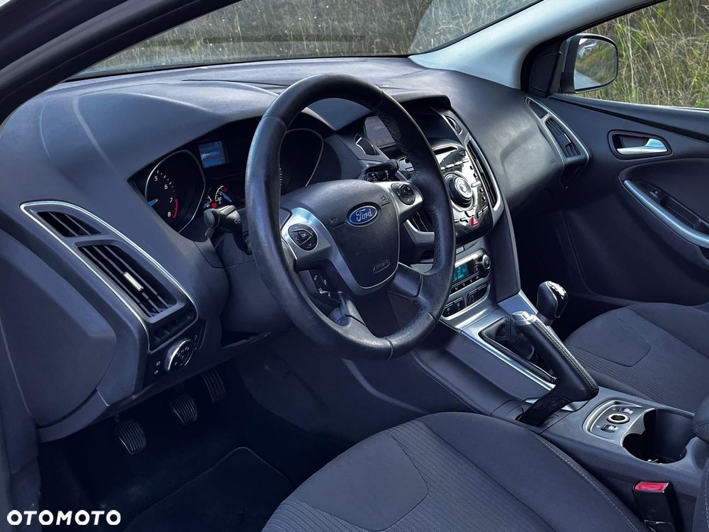 Ford Focus - 9