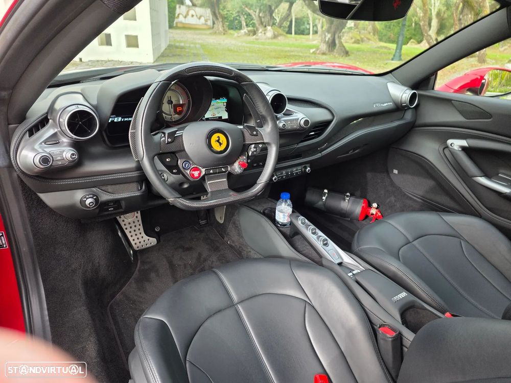 Ferrari F8 Tributo 3.9 Twin-Turbo V8 - 15