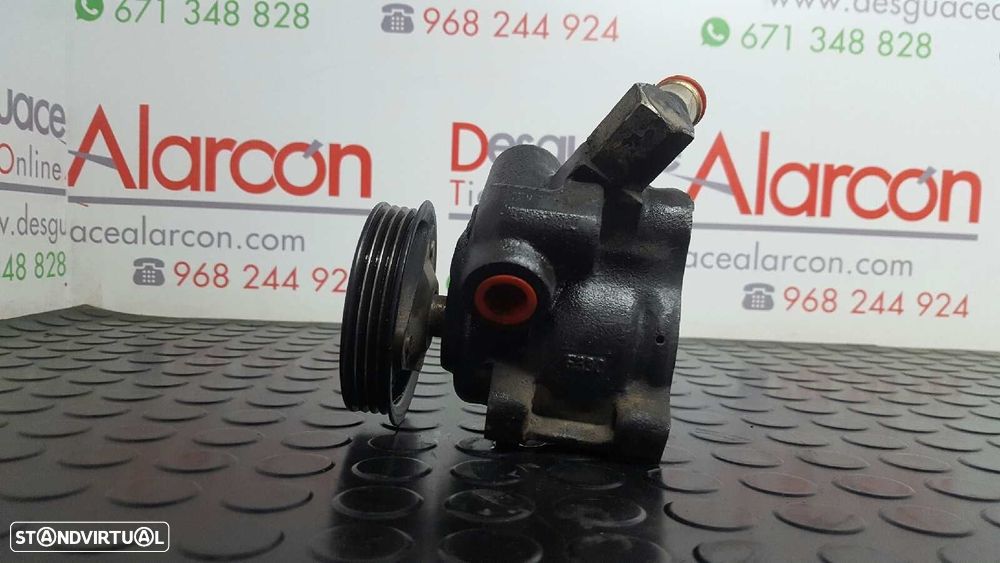 BOMBA DIREÇÃO FORD ESCORT BERL./TURNIER 1.8 TURBODIESEL CAT - 3