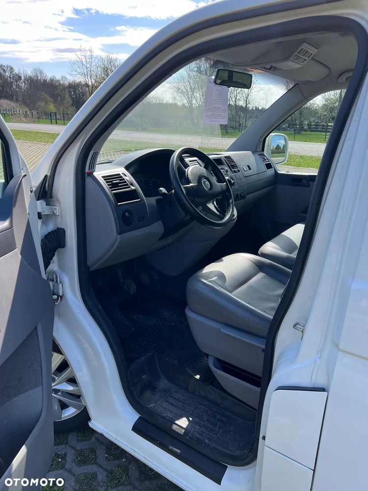 Volkswagen Caravelle L2 - 16