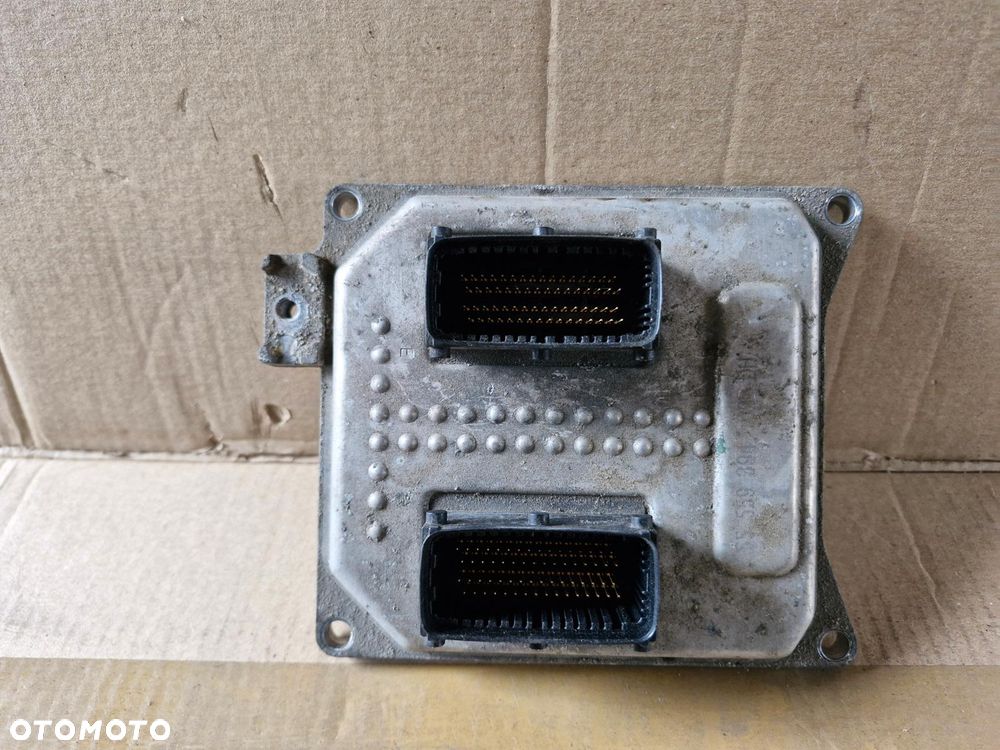 Komputer sterownik silnika Opel 55559394 DH 5WK9419 PIN - 3