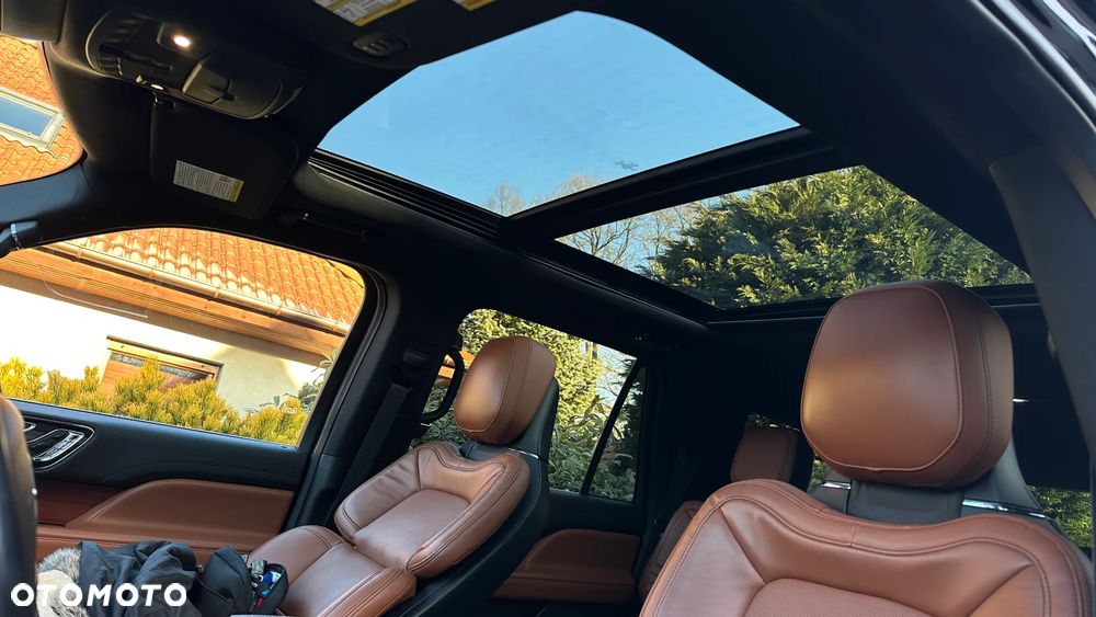 Lincoln Navigator - 21
