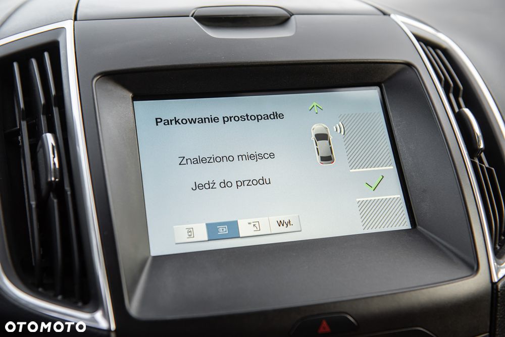 Ford S-Max 2.0 TDCi 4WD Titanium PowerShift - 33