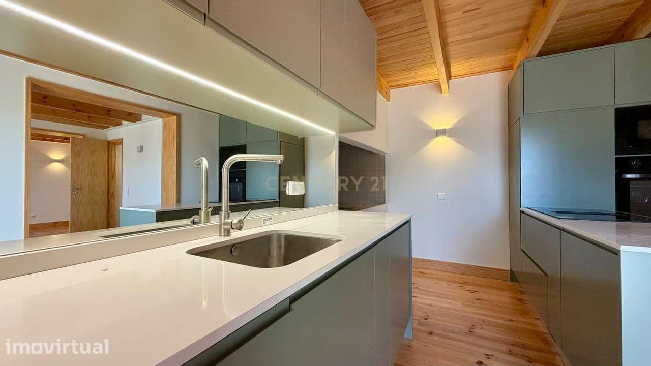 Moradia T2 + Terreno de 665m² - Oportunidade de investimento - Grande imagem: 4/23