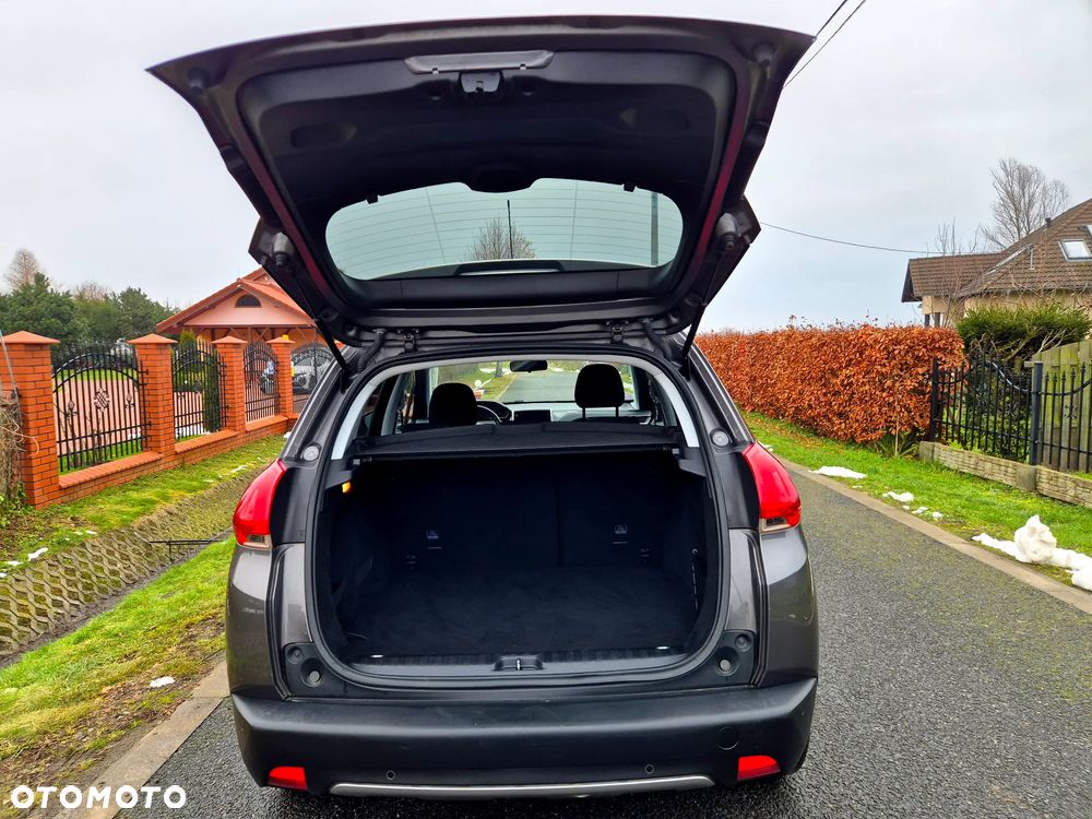 Peugeot 2008 PureTech 82 Style - 26