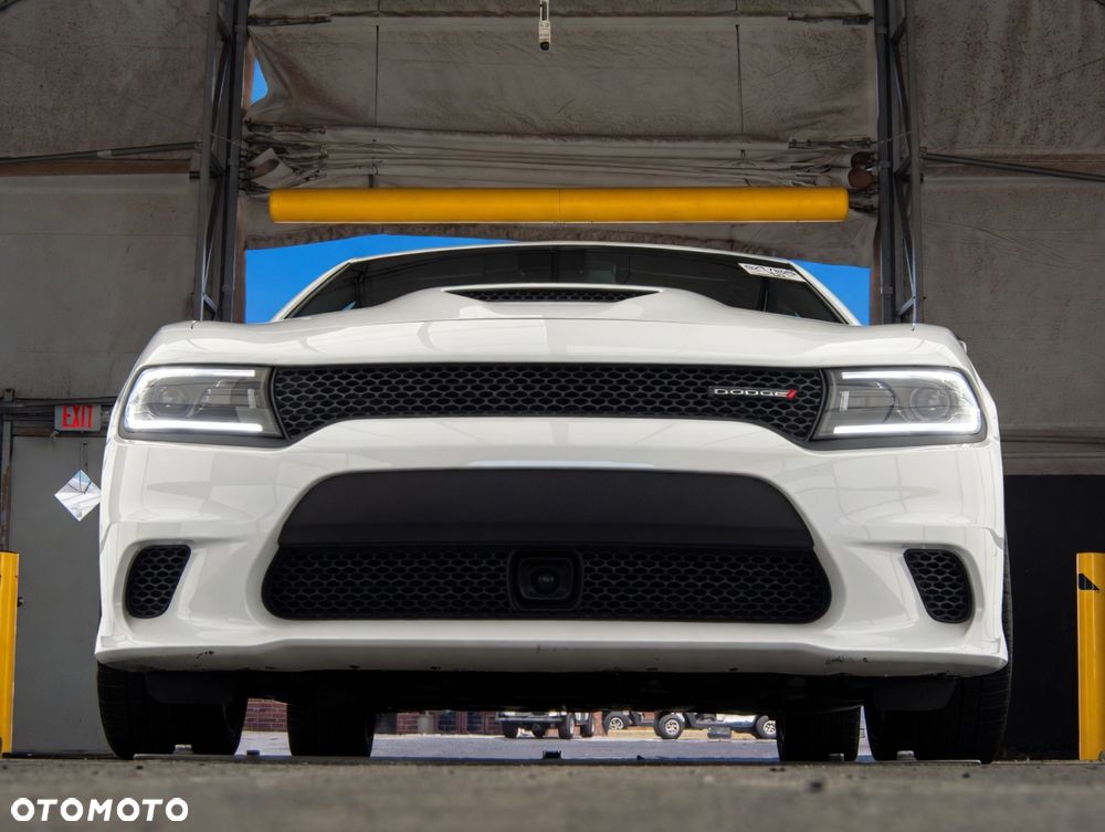 Dodge Charger - 3