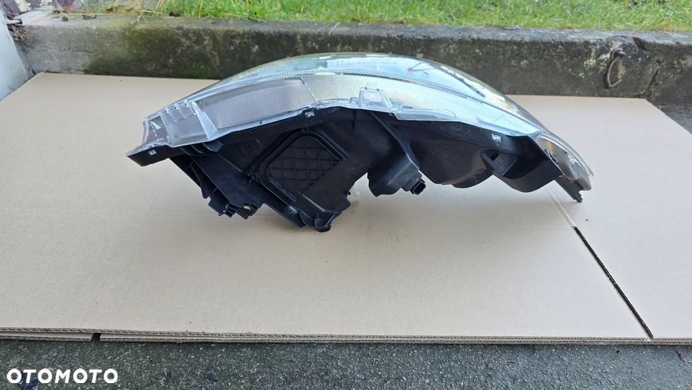 Toyota Auris I Lift 10-12 Lampa Przód Lewa Zwykła Soczewka Oryginał EU Nieklejona - 6