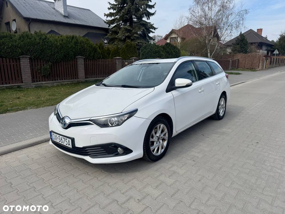 Toyota Auris - 4