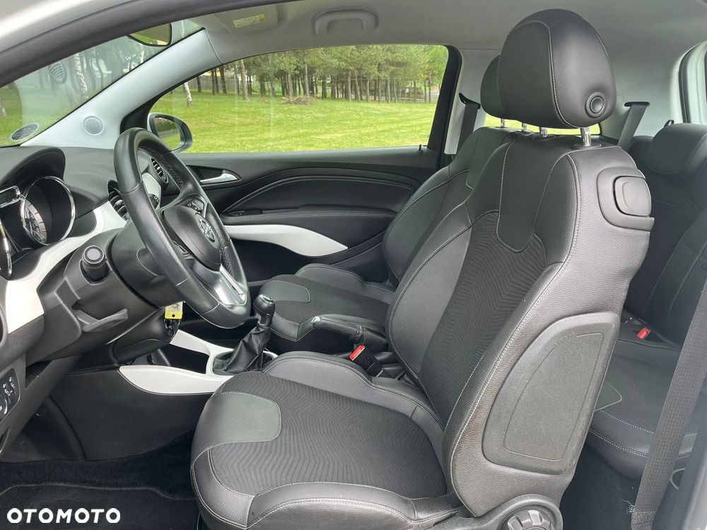 Opel Adam 1.4 White Link - 17