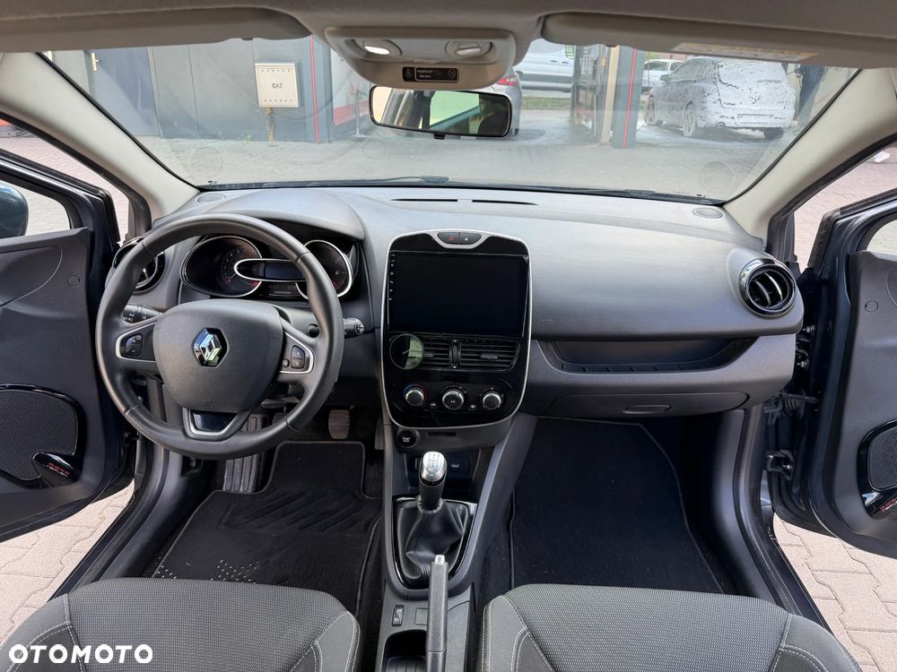 Renault Clio 1.2 16V Alize - 13