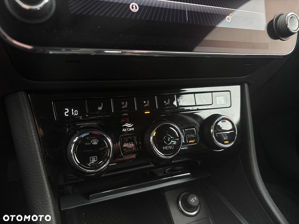 Skoda Superb 1.5 TSI Ambition DSG - 23