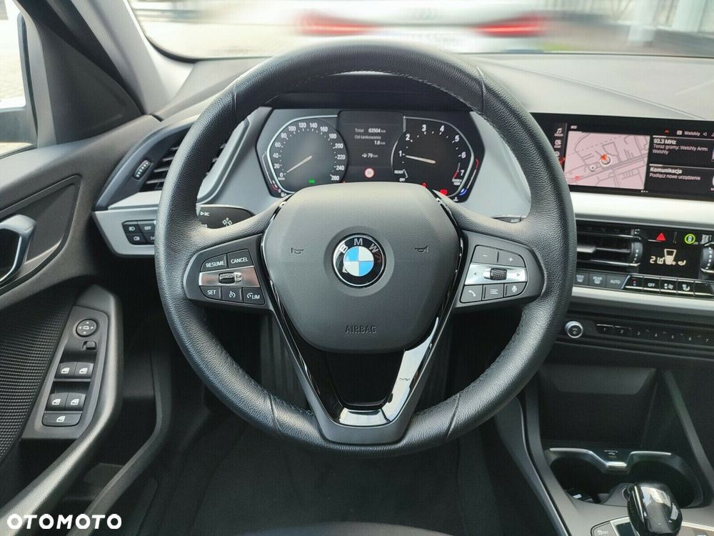 BMW Seria 1 118i Advantage - 19