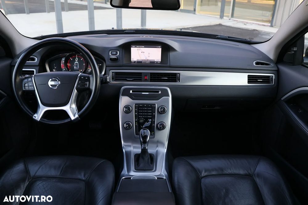 Volvo V70 D2 Geartronic Powershift Summum - 8