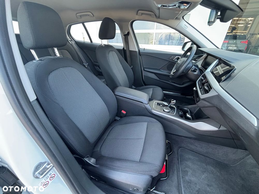 BMW Seria 1 118i Advantage - 38