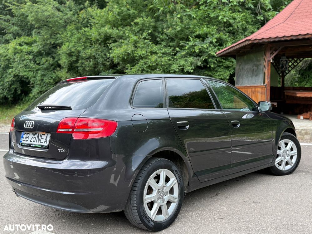 Audi A3 Sportback 2.0 TDI Ambiente - 7