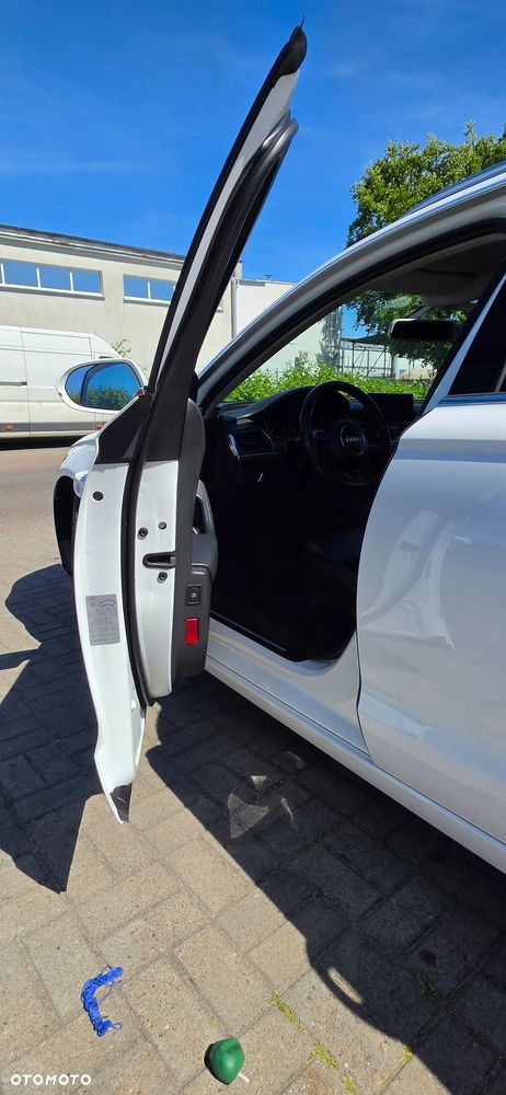 Audi A6 Avant 2.0 TDI Multitronic - 12