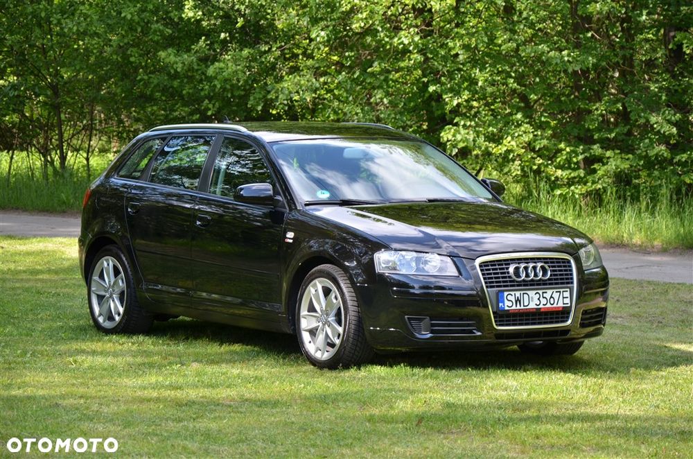 Audi A3 Sportback 2.0 TDI Ambiente - 24