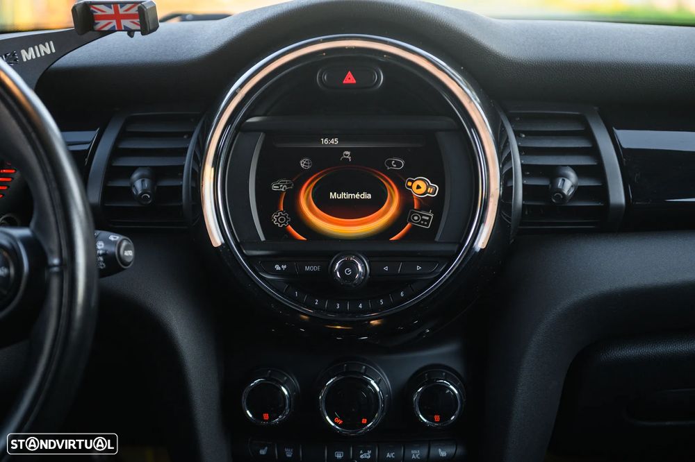 MINI 3 Portas Cooper D - 32