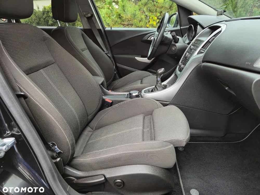 Opel Astra IV 1.4 Cosmo - 8