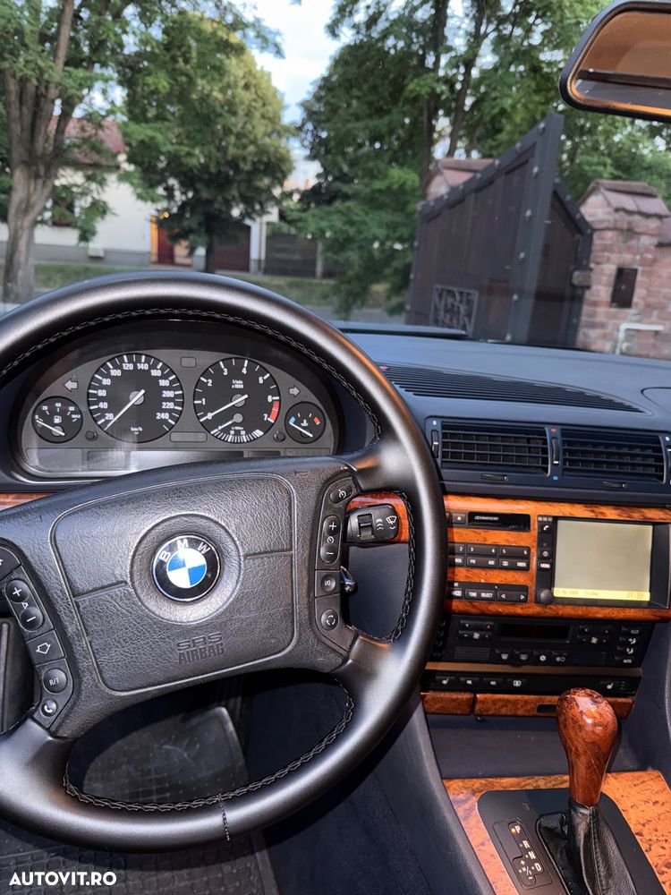 BMW Seria 7 - 21