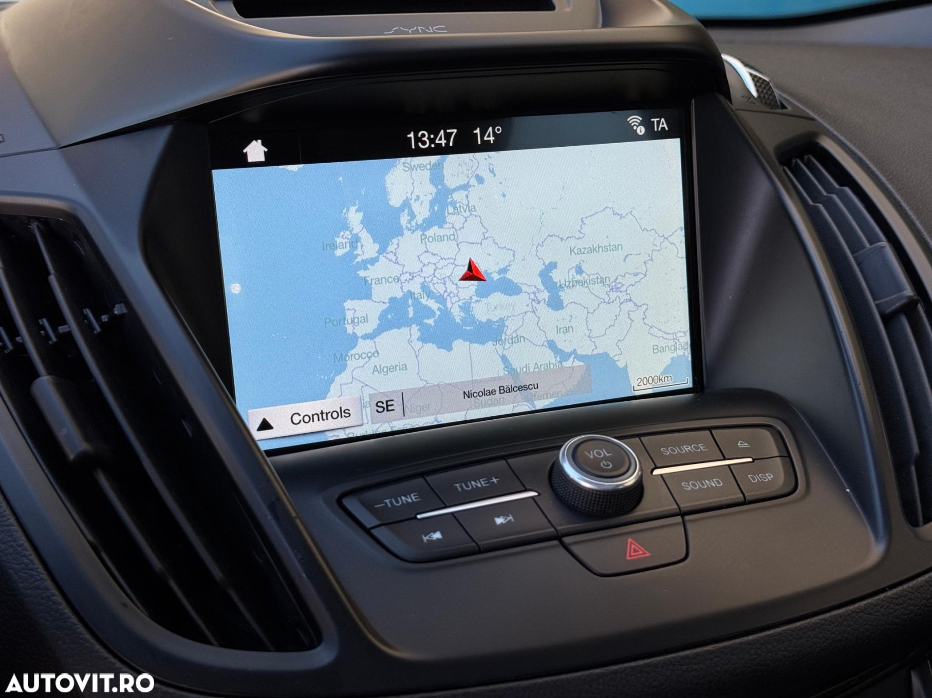 Ford Kuga - 10