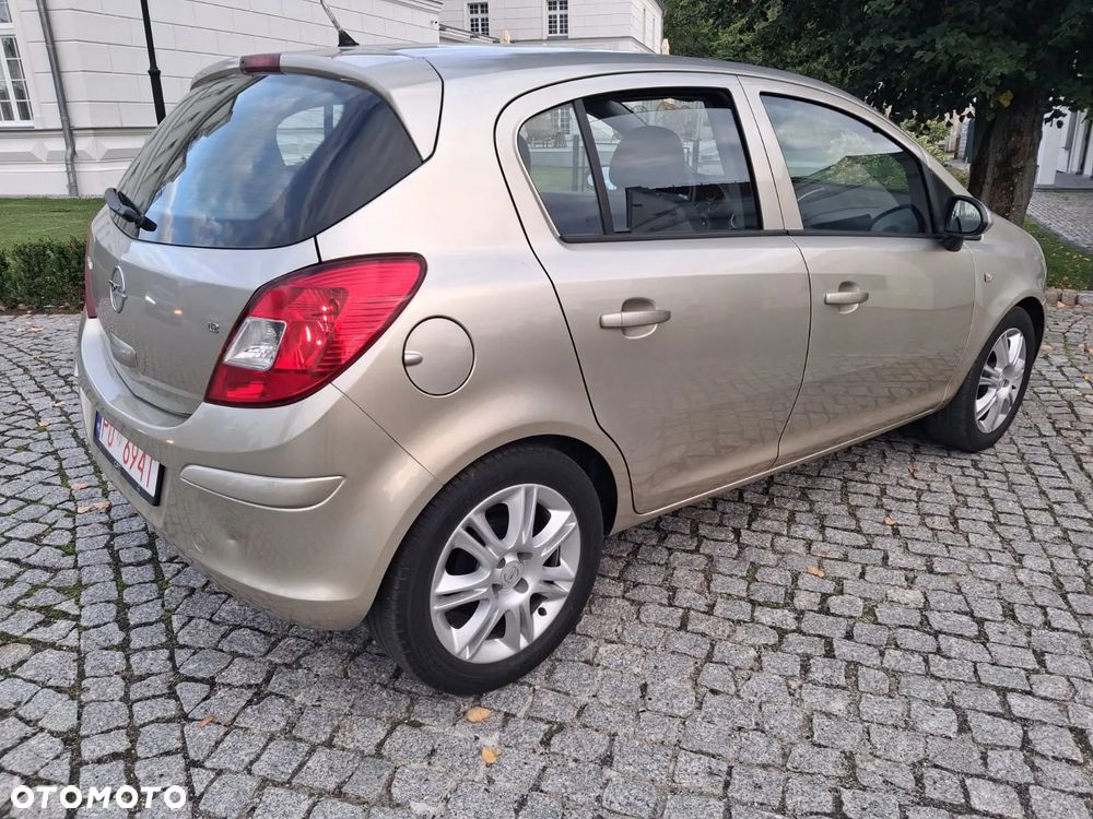 Opel Corsa - 3