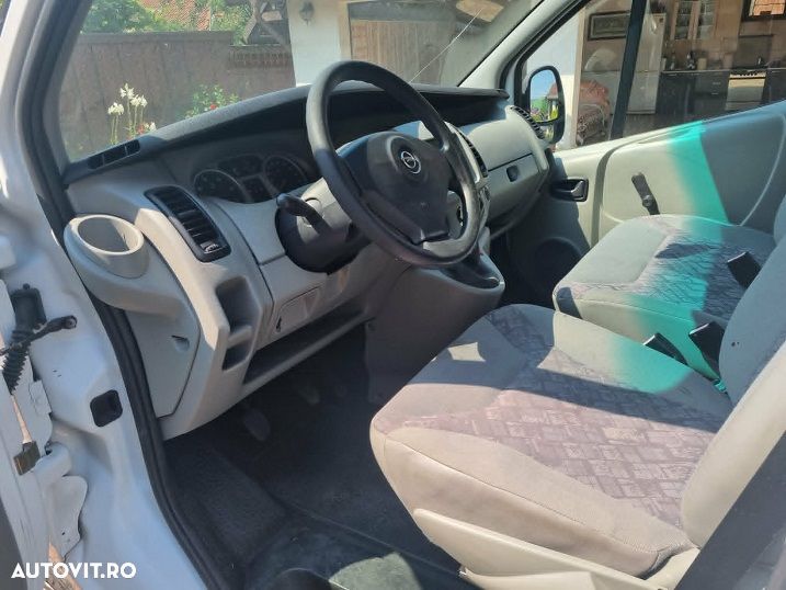 Opel Vivaro - 5