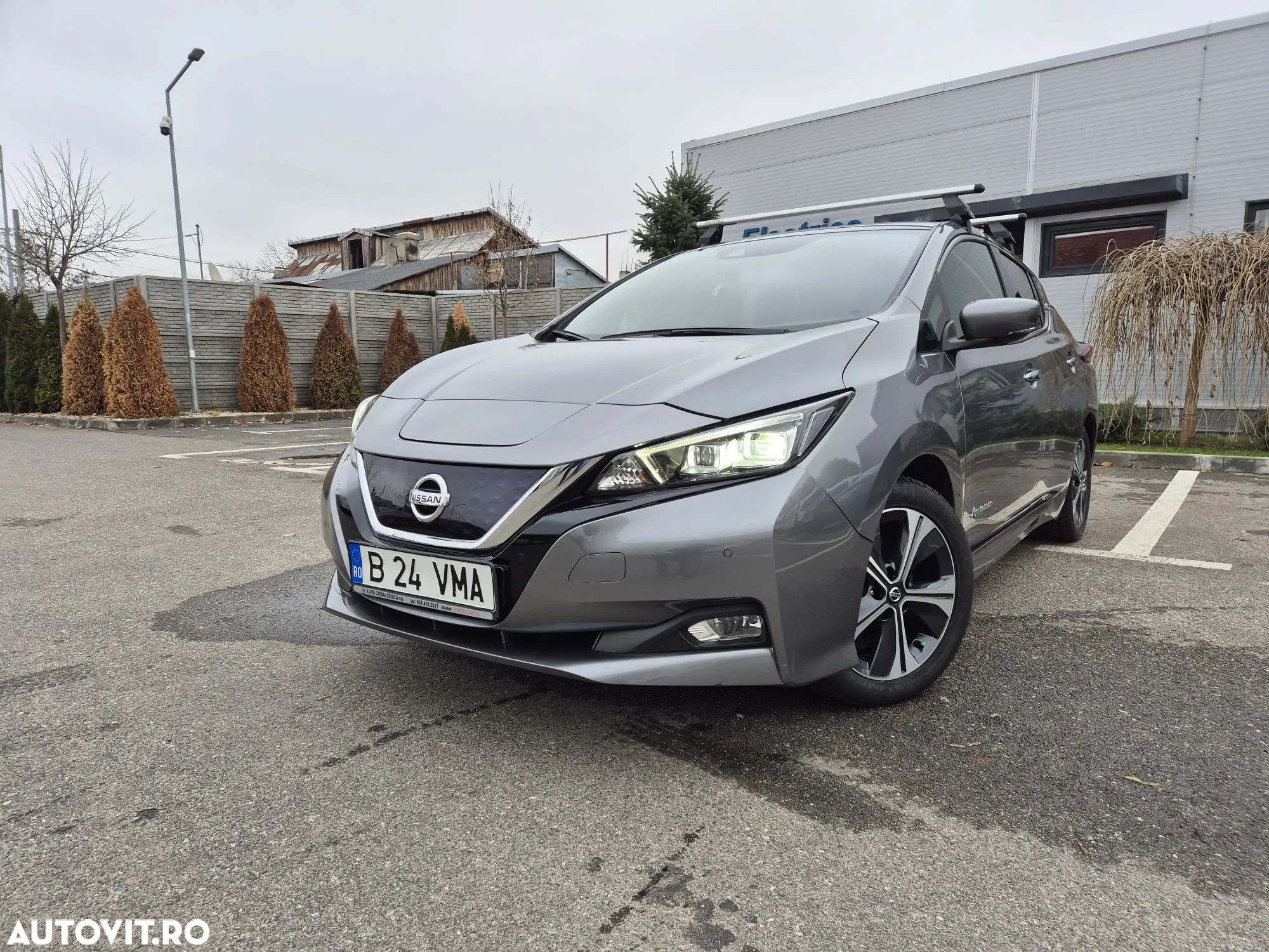 Nissan LEAF N-Connecta - 1