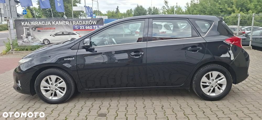 Toyota Auris 1.8 HSD Luna - 23