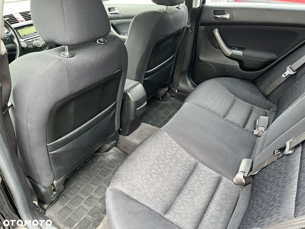 Honda Accord 2.0 Executive - 13