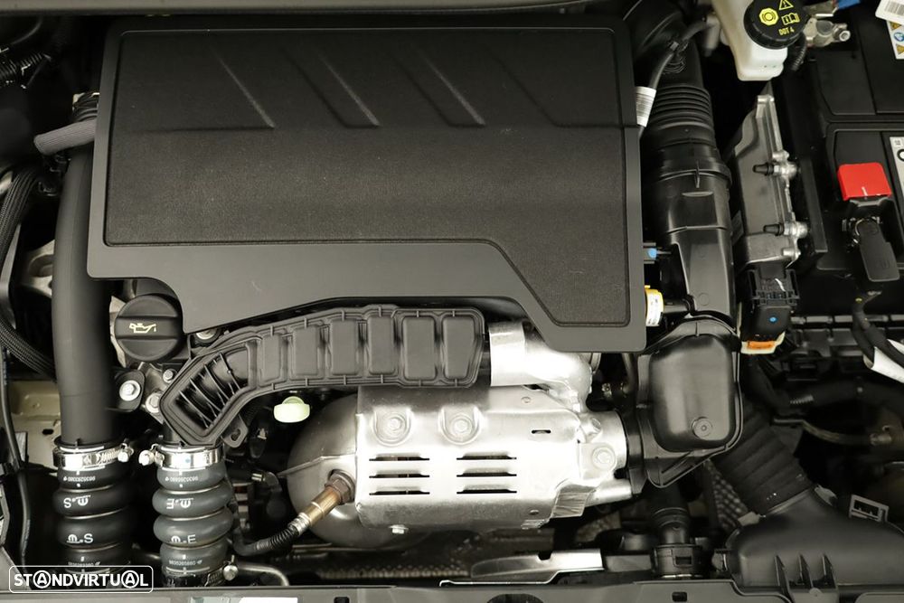 Peugeot 2008 1.2 PureTech Allure - 24