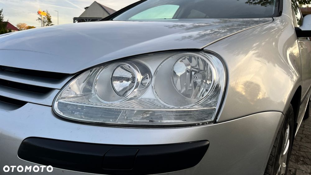 Volkswagen Golf V 1.6 FSI Comfortline Tiptr - 9