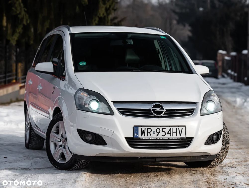 Opel Zafira - 1