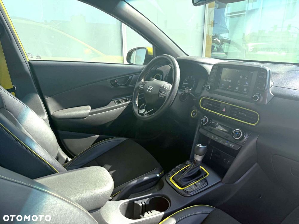 Hyundai Kona - 17