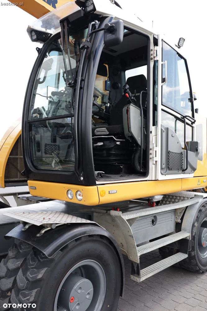 Liebherr A914 Compact - 27