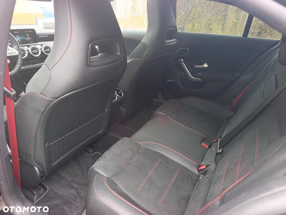 Mercedes-Benz CLA AMG 45 4Matic+ B AMG Speedsh 8G-DCT - 16