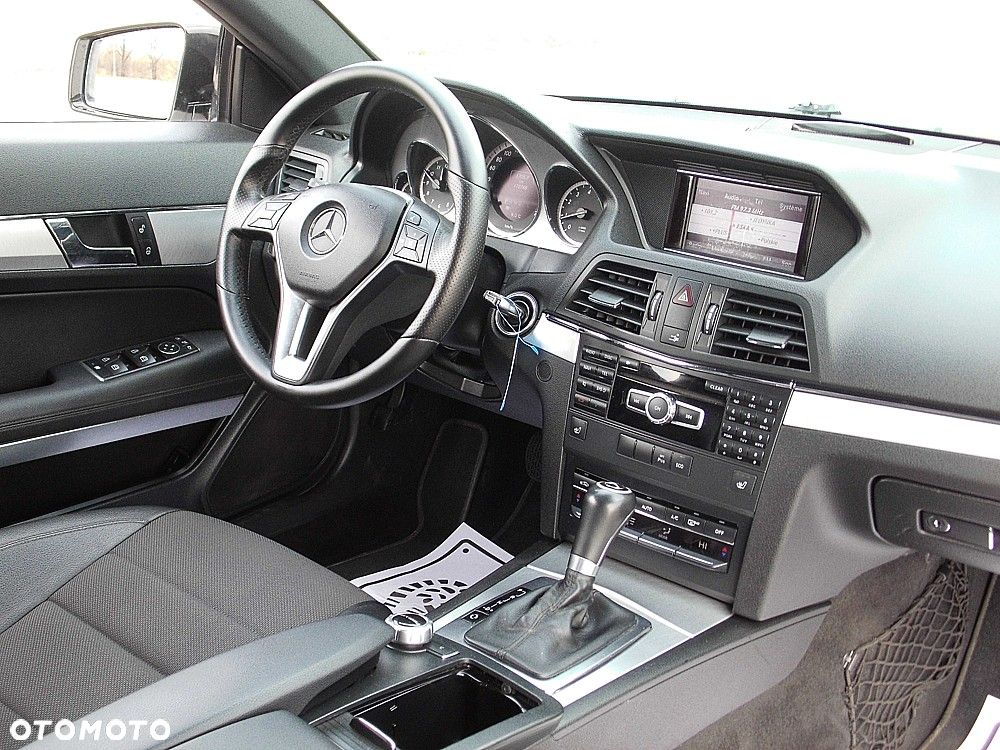 Mercedes-Benz Klasa E 200 CGI BlueEFFICIENCY Automatik Avantgarde - 6